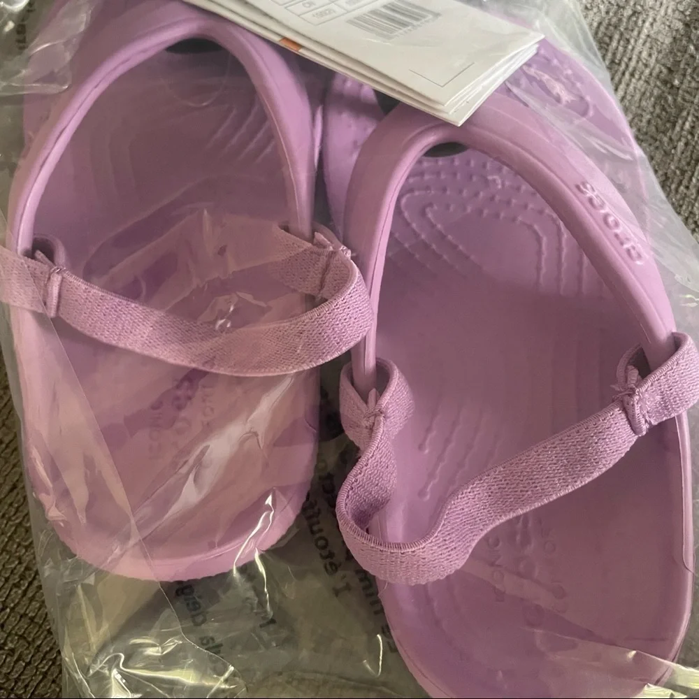 NWT Crocs Classic Flip Flops With Straps Lavender Kids